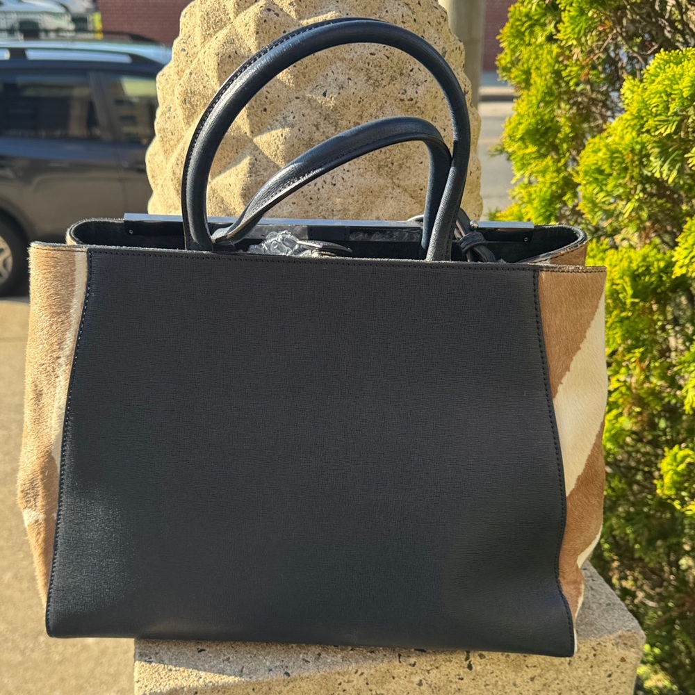 EUC Fendi 2Jours Leather Satchel Navy Leather ( tan and white pony hair trim) - Picture 2 of 16